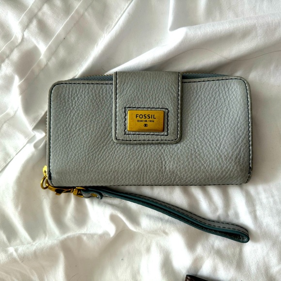 Fossil Handbags - Fossil wallet/ wristlet!